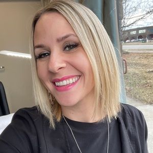 Meet your Posher, Natalie